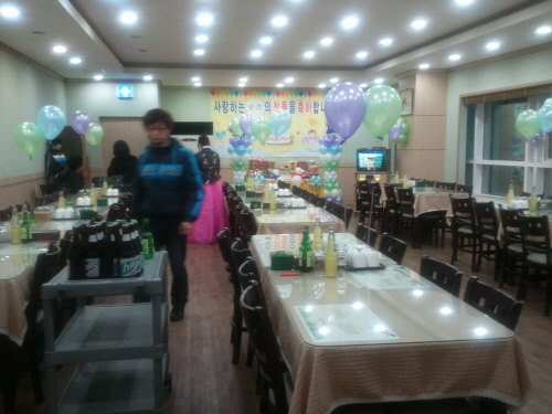 110224_greenbuffet142202.jpg