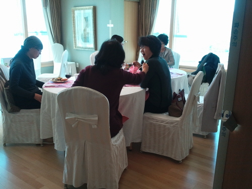 110224_greenbuffet143012.jpg